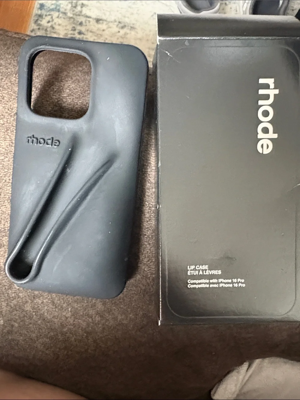 RHODE Black Lip Case for iPhone 16 Pro with Raised Grip